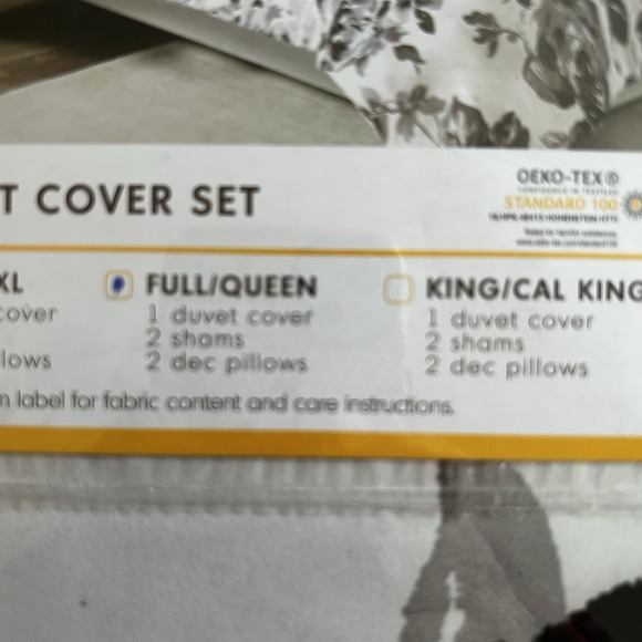 Intelligent Design Black White Dorsey Floral Print Duvet Cover Set Full/Queen - Picture 2 of 3